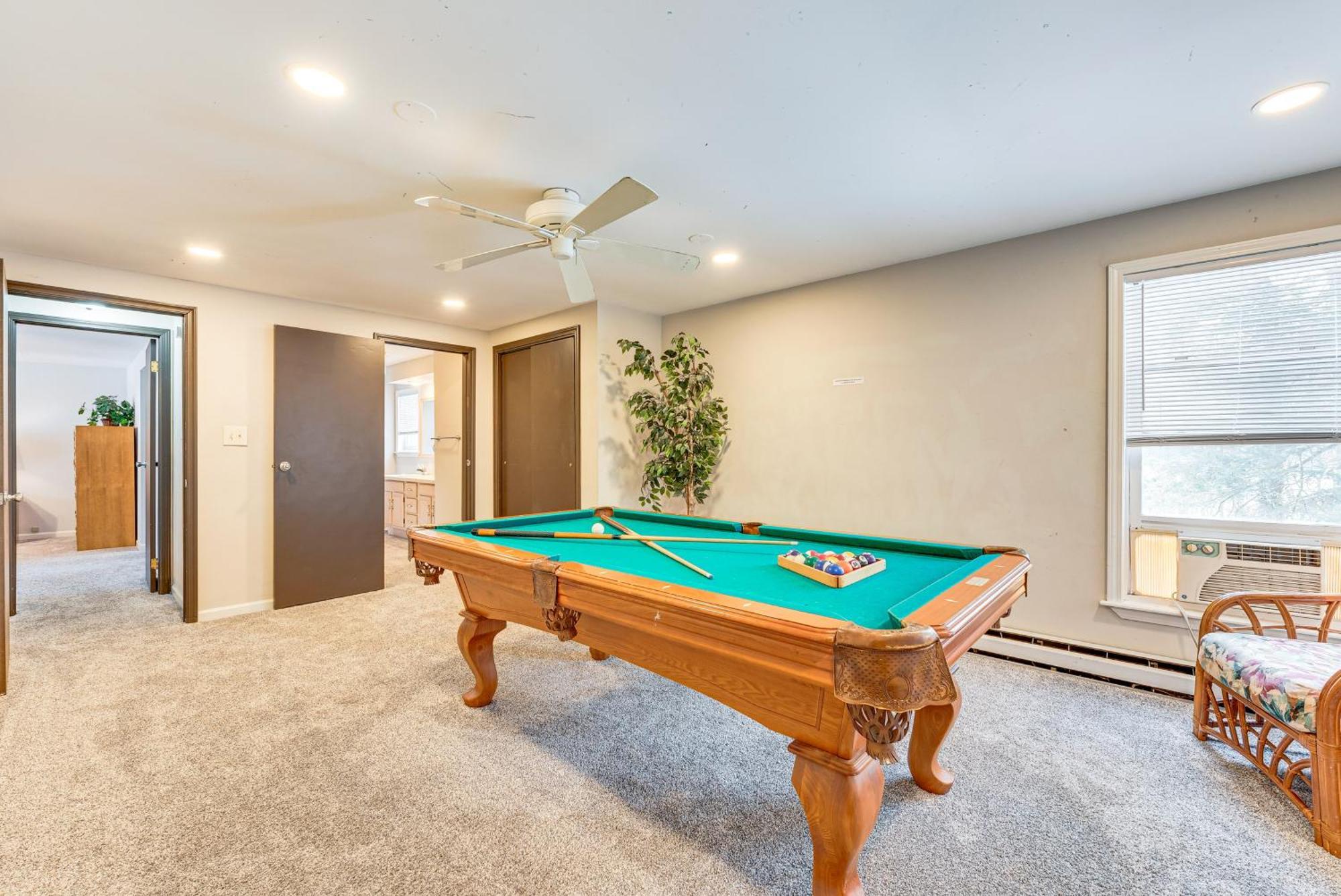 Arrowhead Retreat With Private Indoor Pool! Pocono Lake